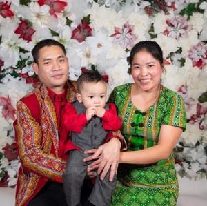 Meet your Posher, Chin